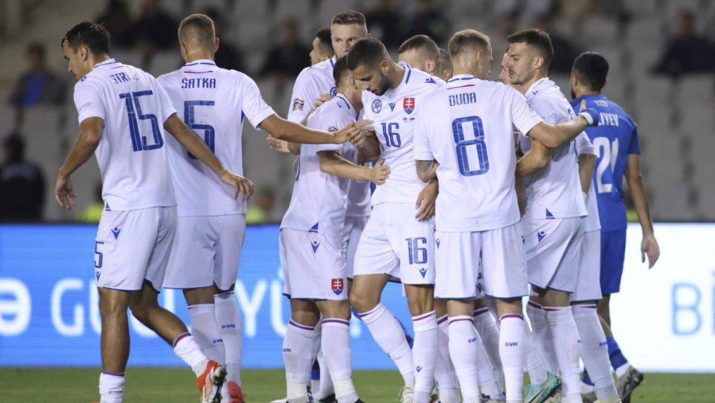 VIDEO: Vlastný gól aj červená karta. Slováci splnili cieľ, zdolali Azerbajdžan a v Lige národov ostávajú bez prehry