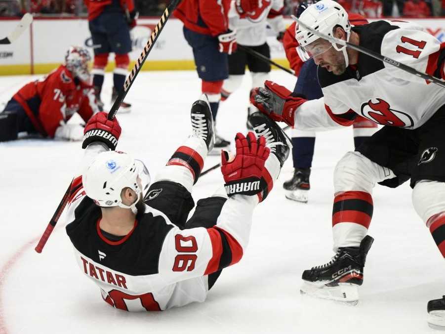 Slovenský hokejista New Jersey Devils Tomáš Tatar na ľade.