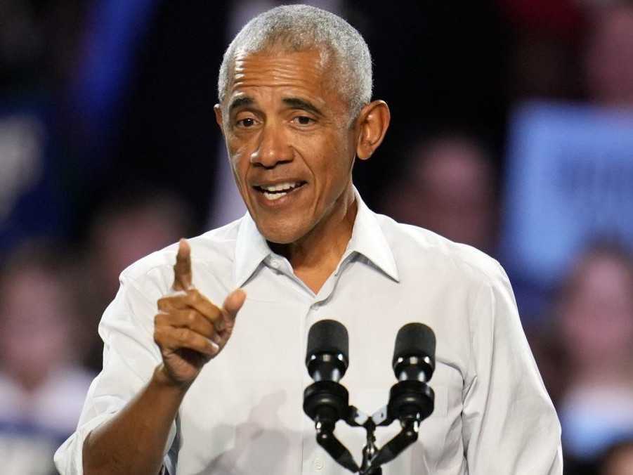 Barack Obama na predvolebnom zhromaždení Kamaly Harrisovej.