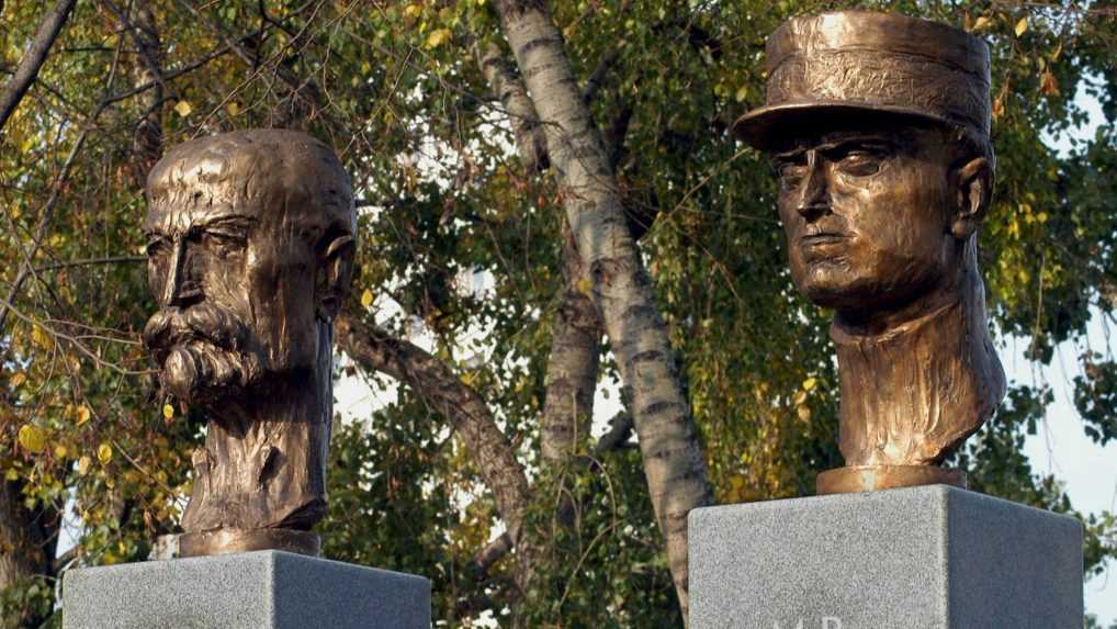 Pam&auml;tn&iacute;k Tom&aacute;&scaron;a Garriguea Masaryka a Milana Rastislava &Scaron;tef&aacute;nika v Ko&scaron;iciach.