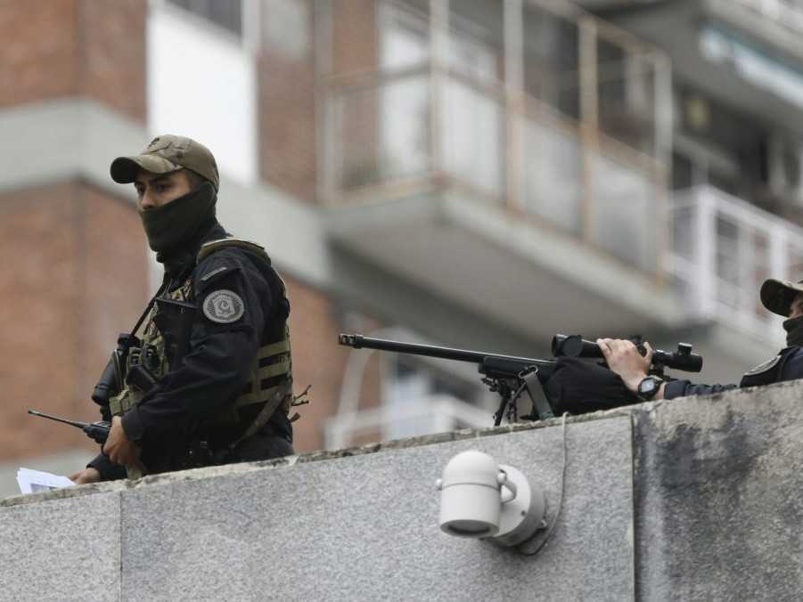 Ilustračná snímka príslušníkov ozbrojených zložiek.