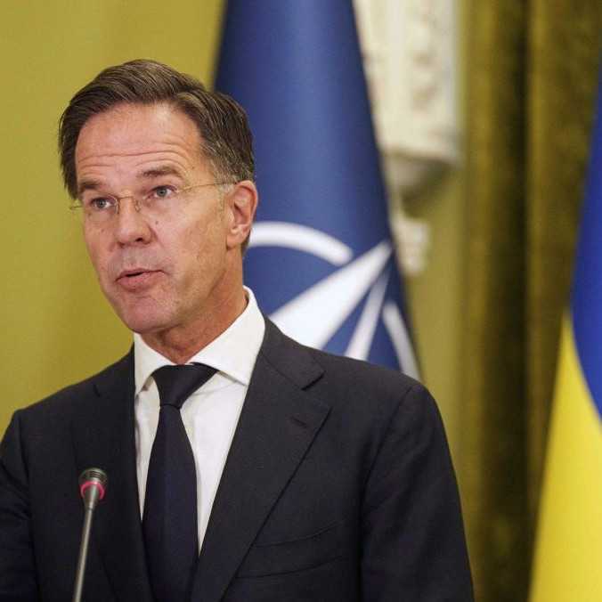 Krajiny NATO musia Ukrajine poskytnúť väčšiu podporu, vyhlásil Rutte