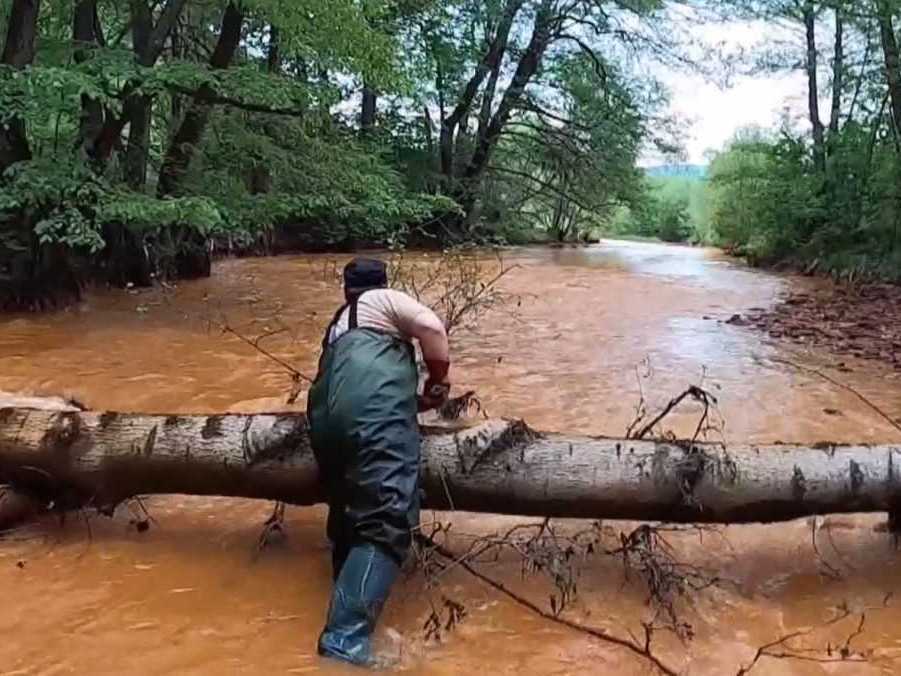 Ekologickú katastrofu na rieke Slaná štát ešte nevyriešil. Nebezpečný arzén stále ohrozuje miestnych obyvateľov