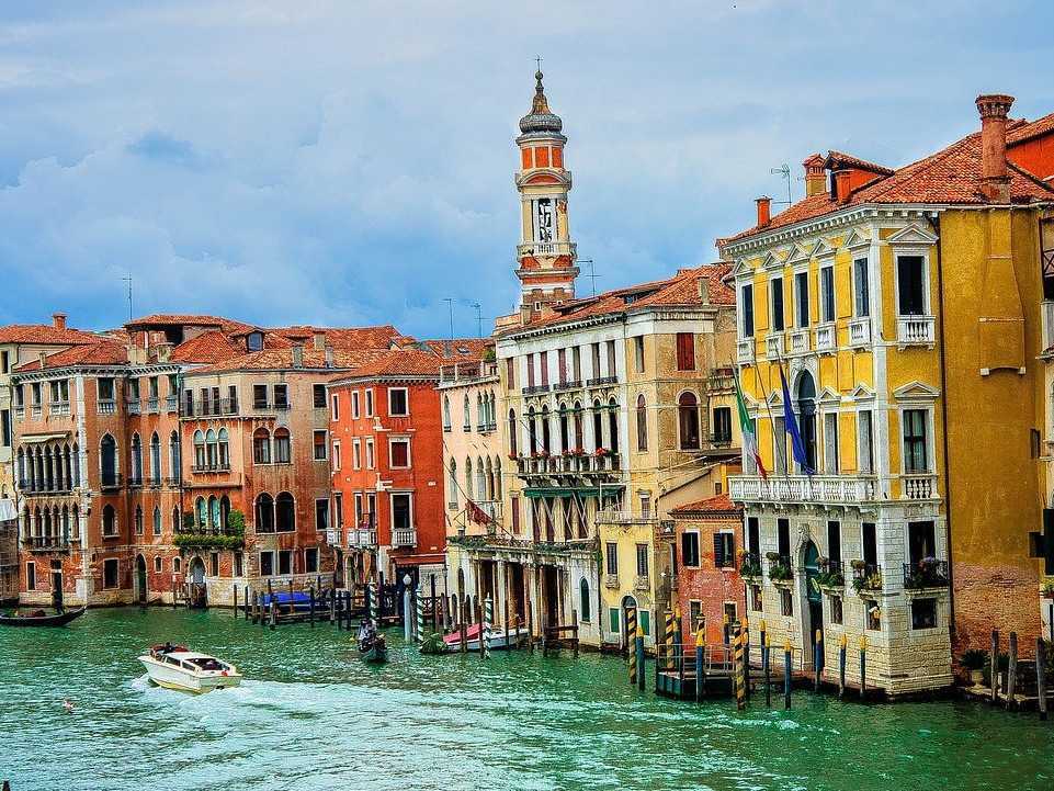 Kanál v Benátkach.