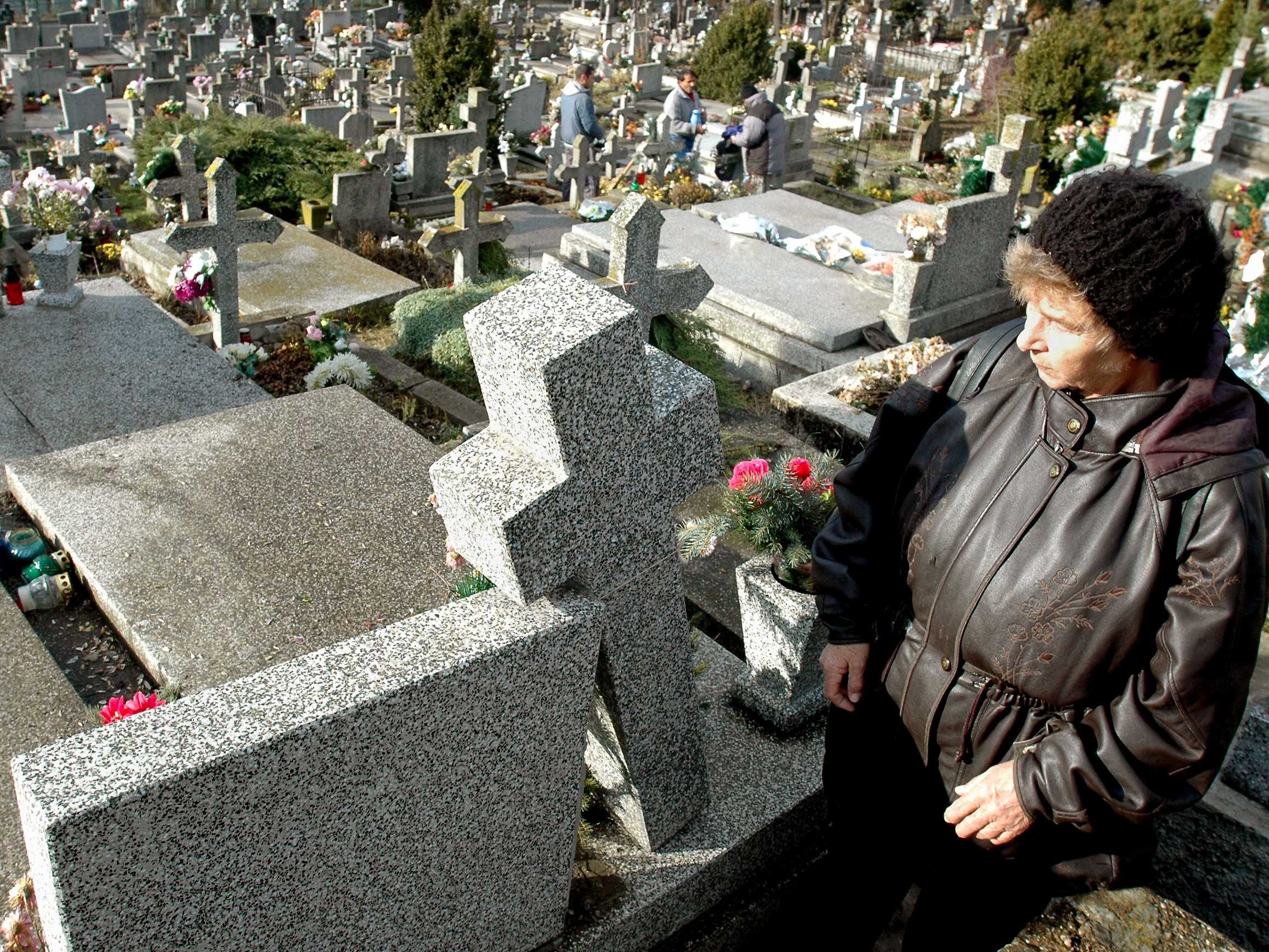 Ilustračná snímka cintorína.