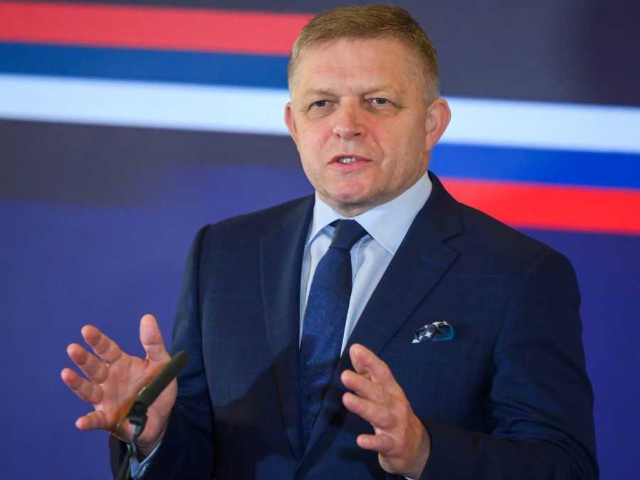 Na snímke premiér Robert Fico.