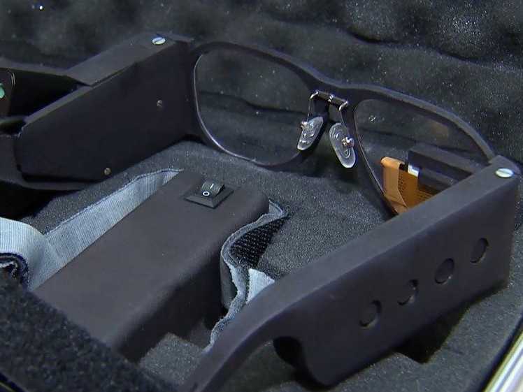 Na snímke inteligentné okuliare.