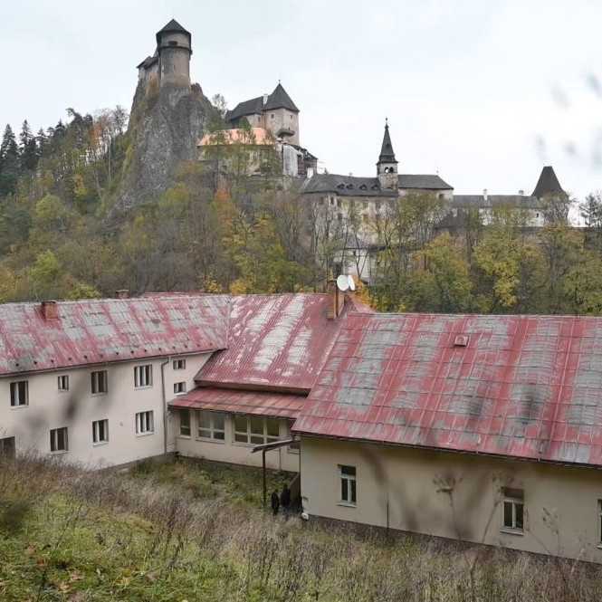 Hotelu, ktorý v Oravskom Podzámku roky chátral, vdýchnu nový život. Vzniknú v ňom nové spoločenské priestory