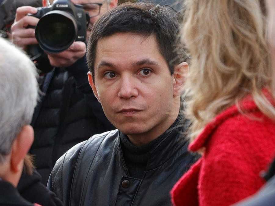 Na archívnej snímke francúzsky novinár Simon Fieschi.