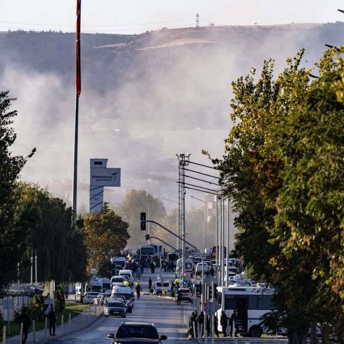 K útoku v tureckej Ankare sa prihlásila PKK, Turecko odpovedá náletmi na kurdské ciele