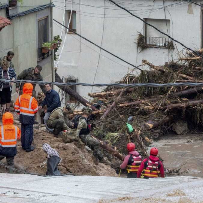 Španielsko zasiahli rozsiahle záplavy. Krajina hlási viac ako 70 obetí, prívalové dažde by mali ešte pretrvávať