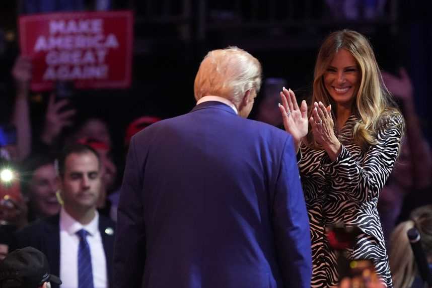 Trump sľúbil najväčší deportačný program v histórii. Harrisovú označil za osobu s „veľmi nízkym IQ“