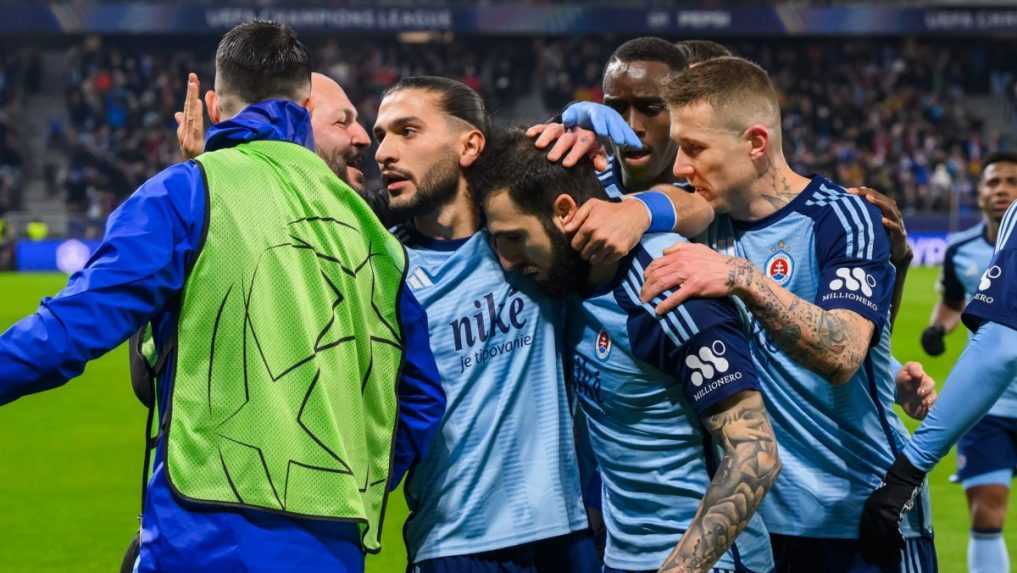 Parádny gól Marcelliho aj červená karta pre Toliča. Doteraz najlepší výkon v Lige majstrov Slovanu na body nestačil
