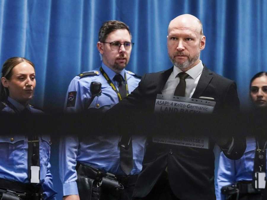 Na snímke terorista Anders Behring Breivik.