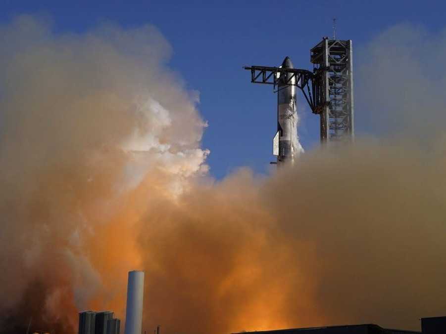 Kozmická loď Starship.