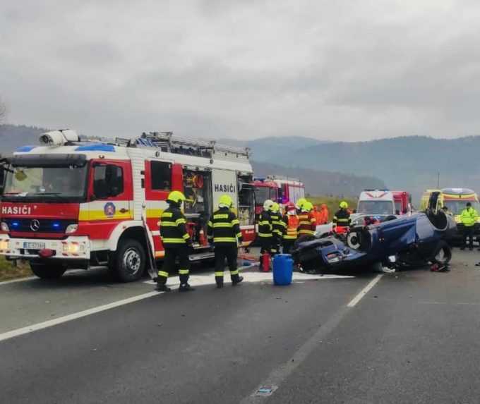 Havária na D1 za tunelom Branisko.