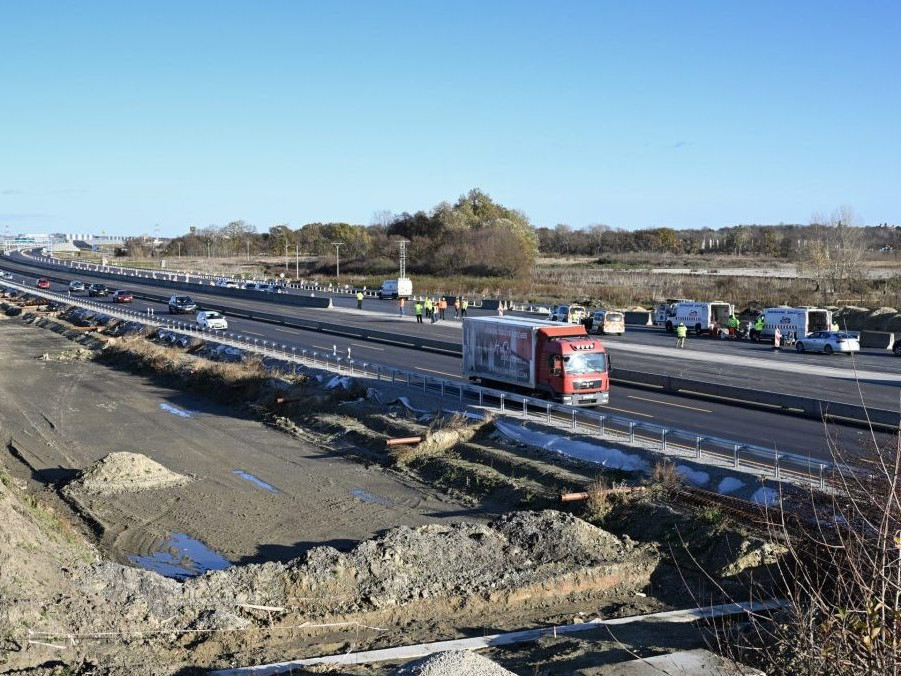 Diaľnica D1 pri Bratislave.