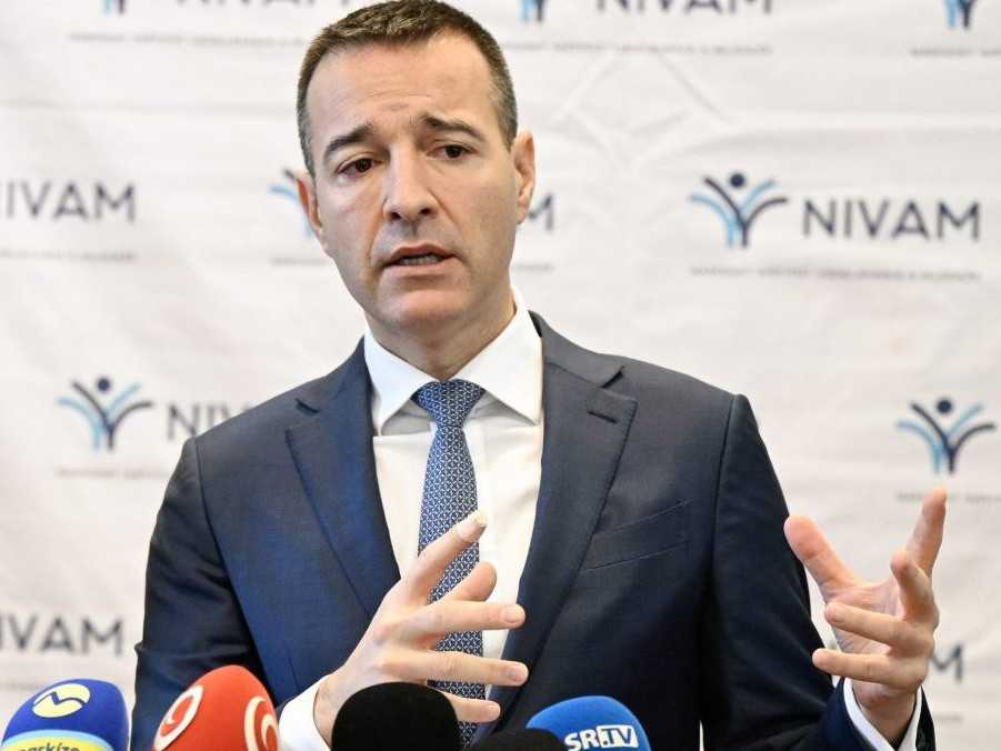 Na snímke Tomáš Drucker.