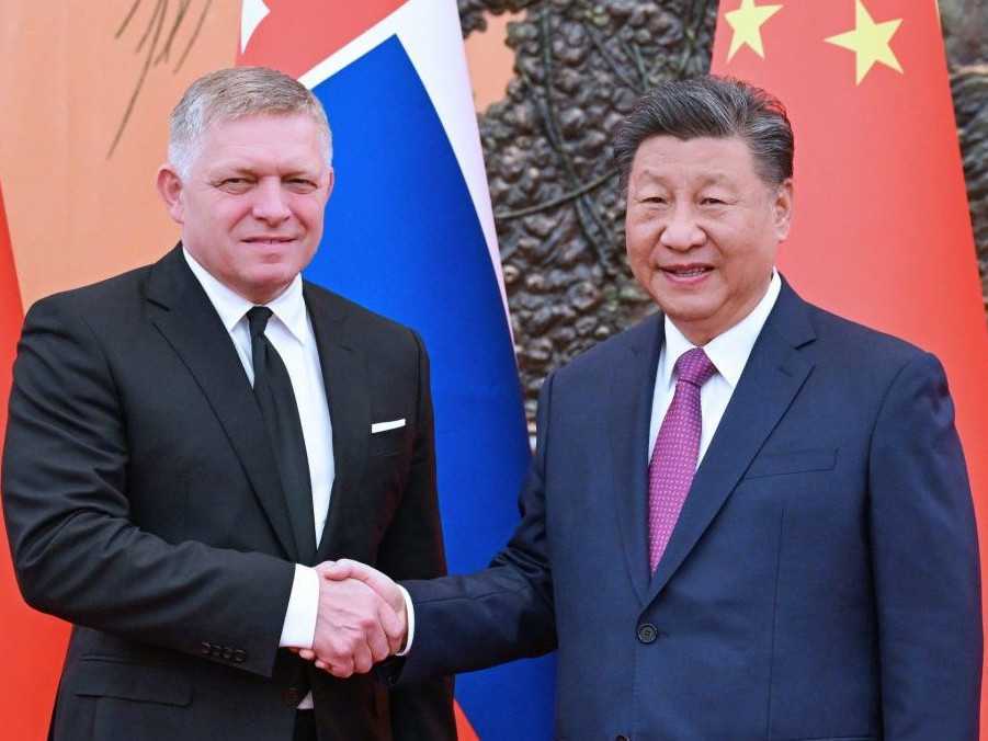 Robert Fico a Si Ťin-pching