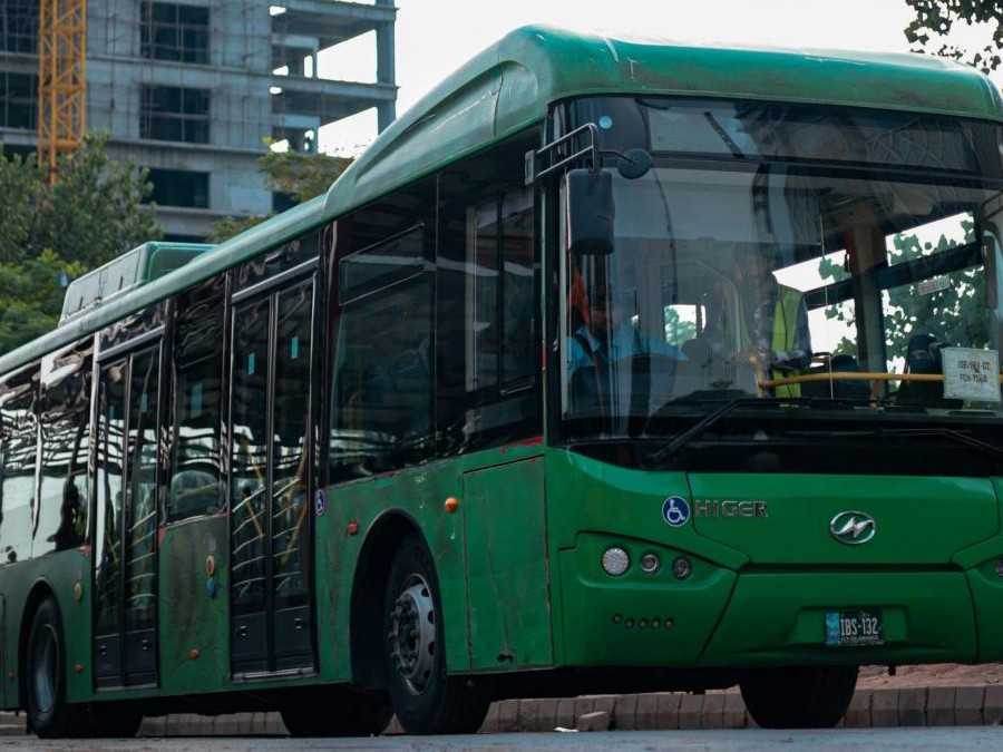 autobus v pakistane