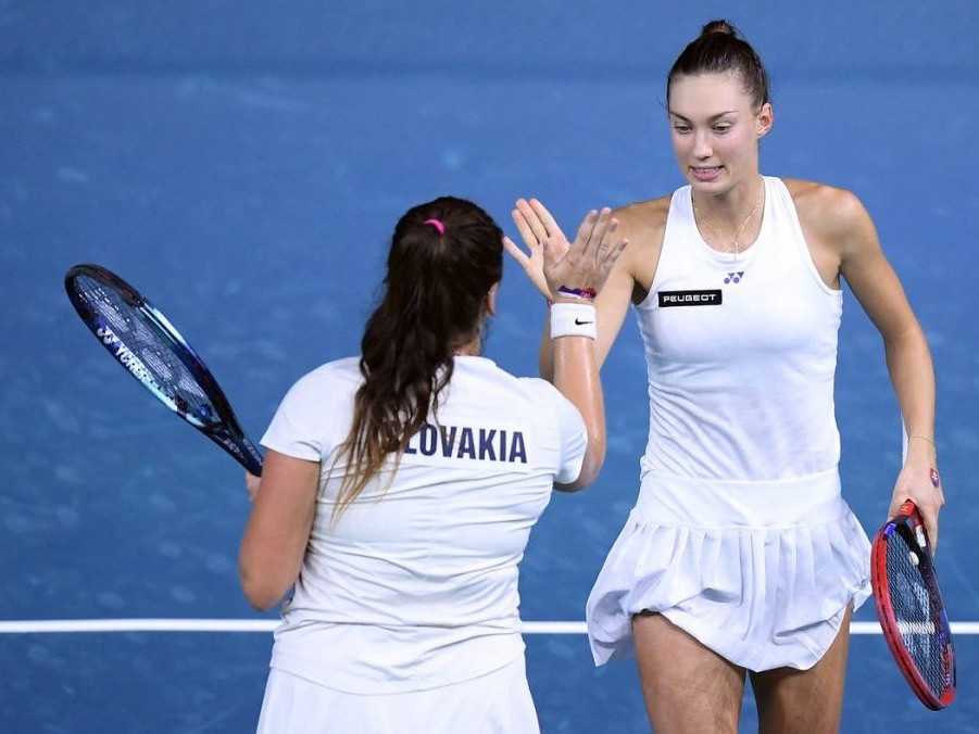 Viktória Hrunčáková a Tereza Mihalíko