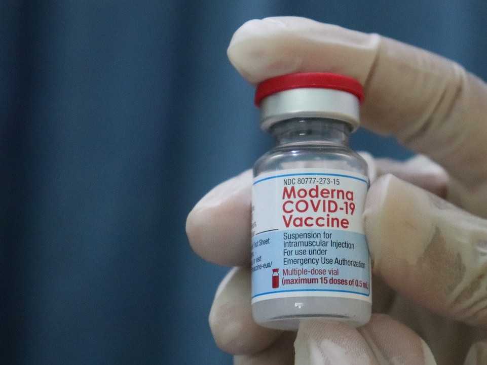 ampulka s očkovacou látkou