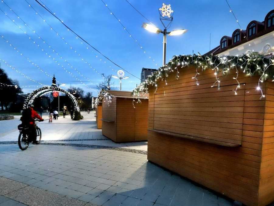 Na ilustračnej snímke Vianočná dedina vo Zvolene