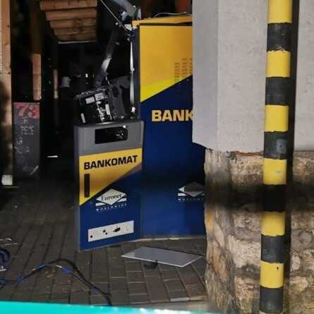 V Bešeňovej vybuchol bankomat. Prípadom sa zaoberá polícia