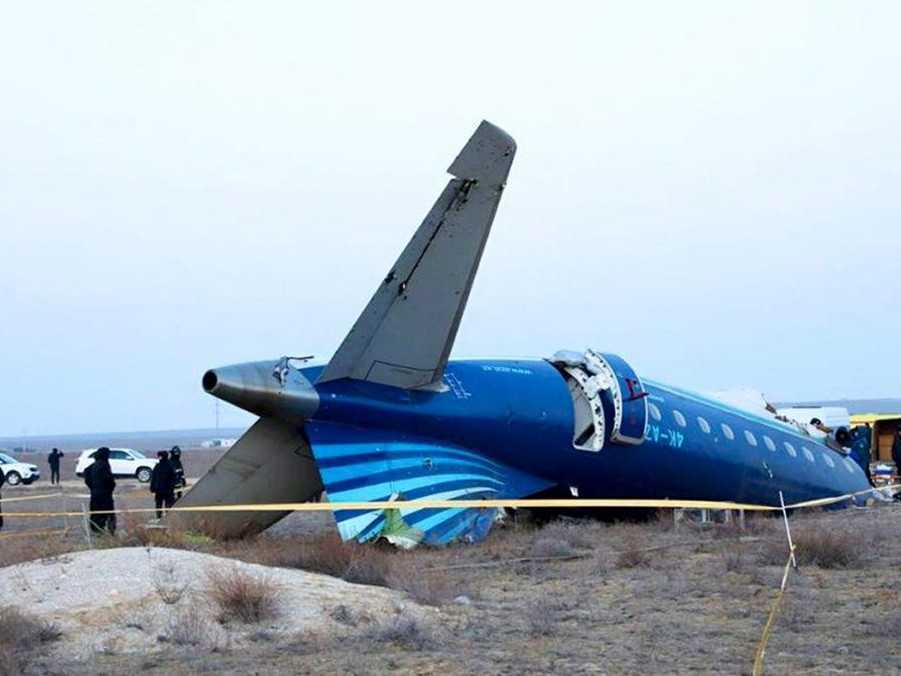 Stroj Embraer EMBR3 SA sa zrútil blízko kazašského mesta Aktau.