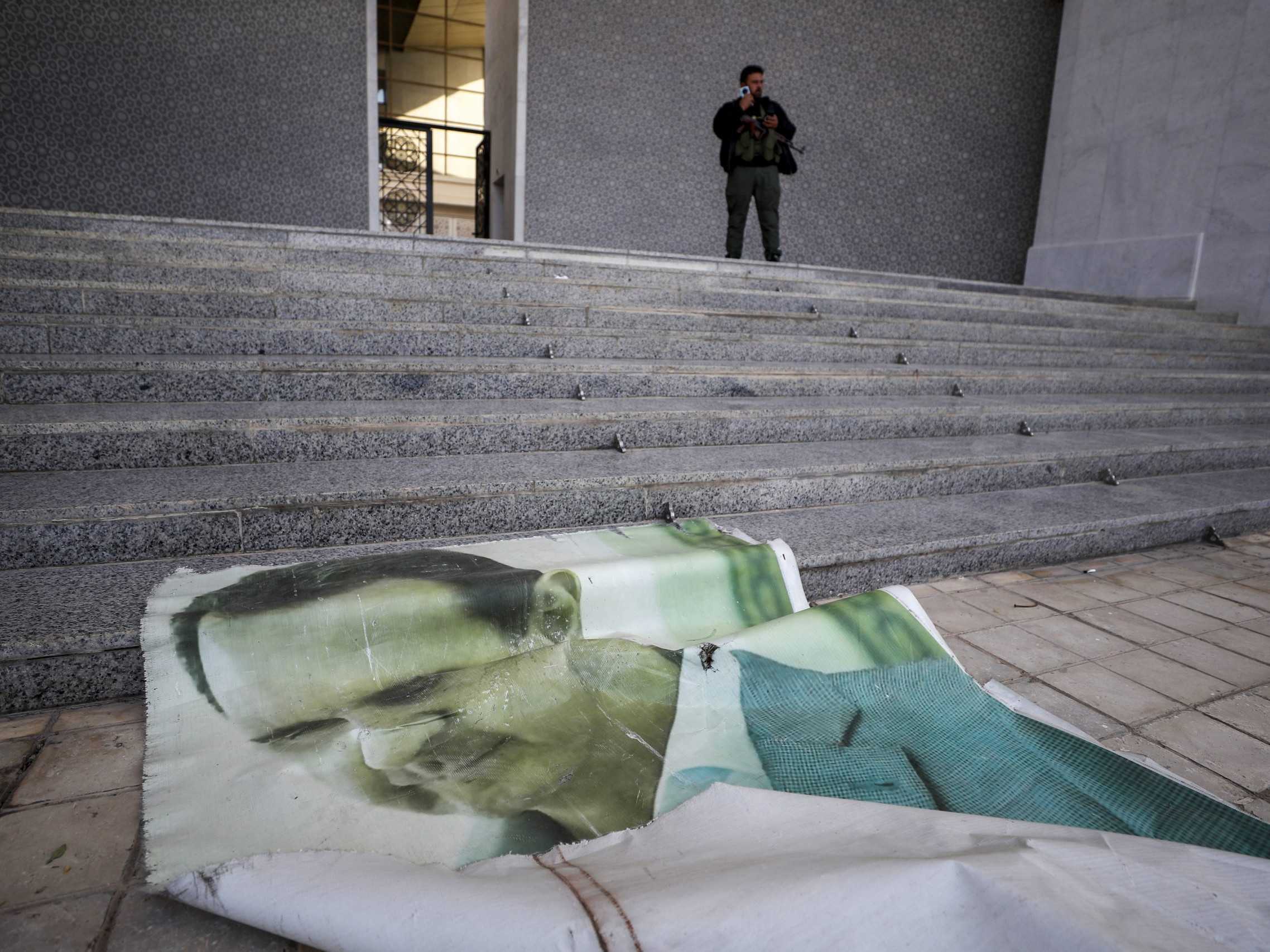 Západ víta pád režimu sýrskeho prezidenta.