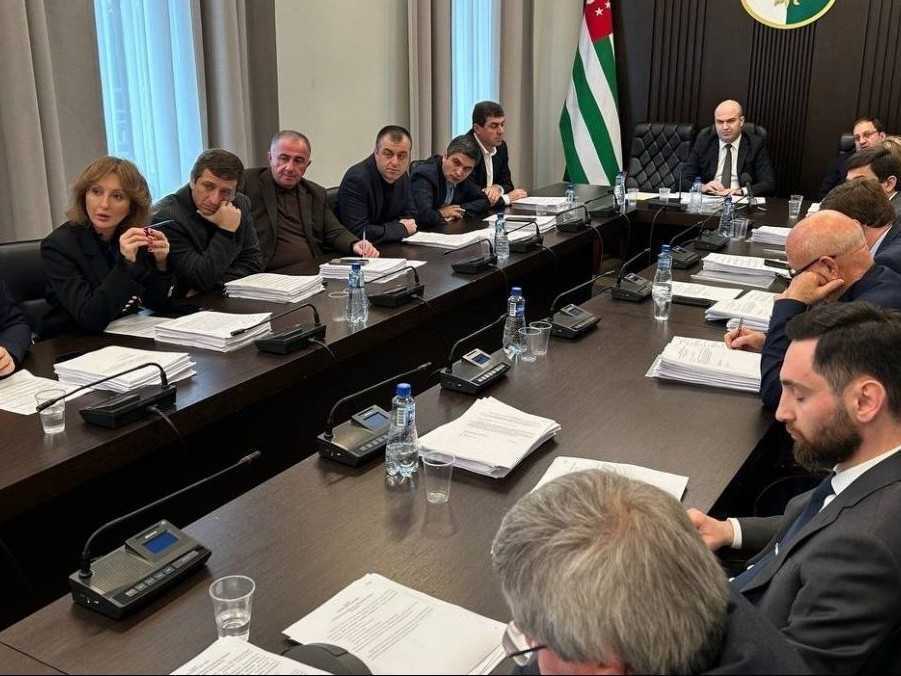 rokovanie abcházskeho parlamentu