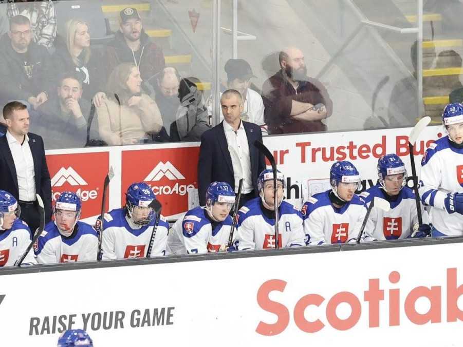 Slováci otvárajú hokejové MS juniorov. Poznáme zostavu, v ktorej nastúpia proti Švédsku