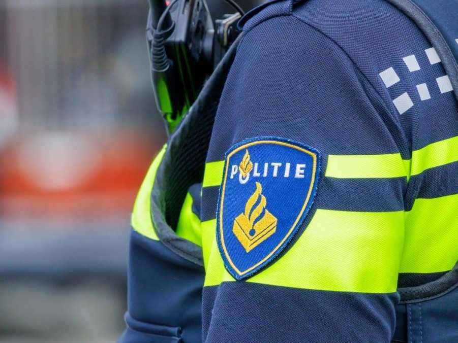 Na snímke uniforma holandskej polície.