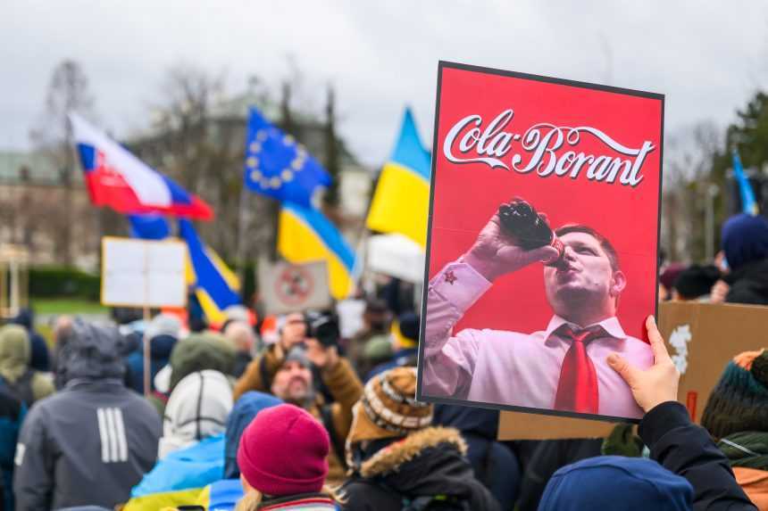 P. Pellegrini očakáva od R. Fica detaily z rokovania s Putinom. Verí, že nešlo len o samoúčelný krok