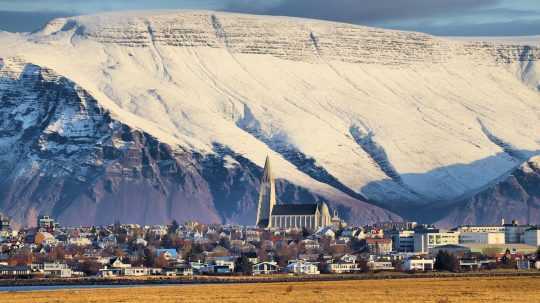 Hlavné mesto Islandu Reykjavík.