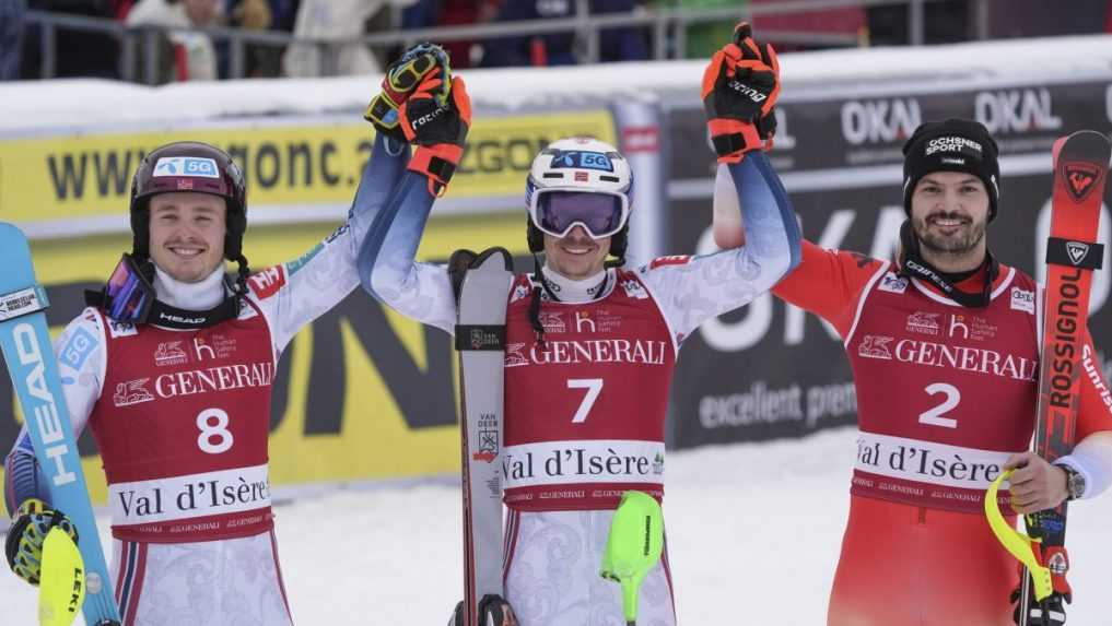 Slalom vo Val d’Isere opanoval Nór Kristoffersen, Braathen poskočil o 22. priečok