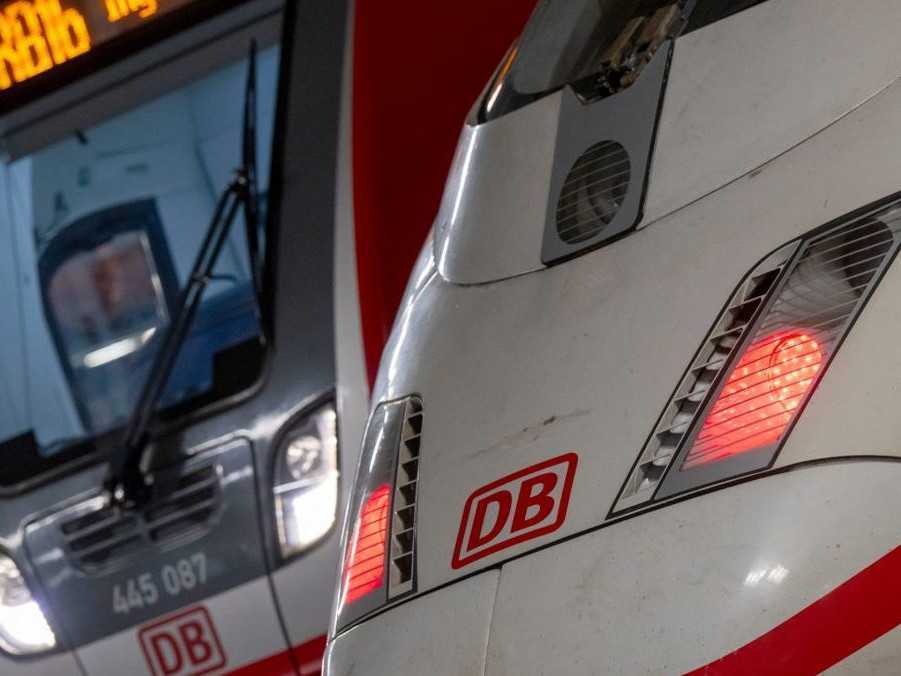 Na ilustračnej snímke vlaky nemeckej spoločnosti.