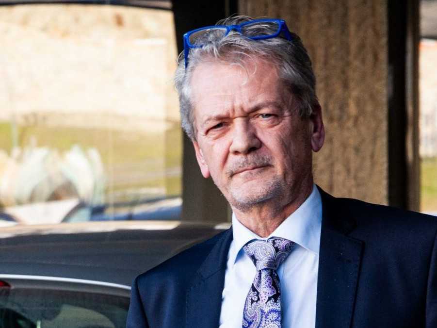 Riaditeľ Úradu geodézie, kartografie a katastra SR Juraj Celler.