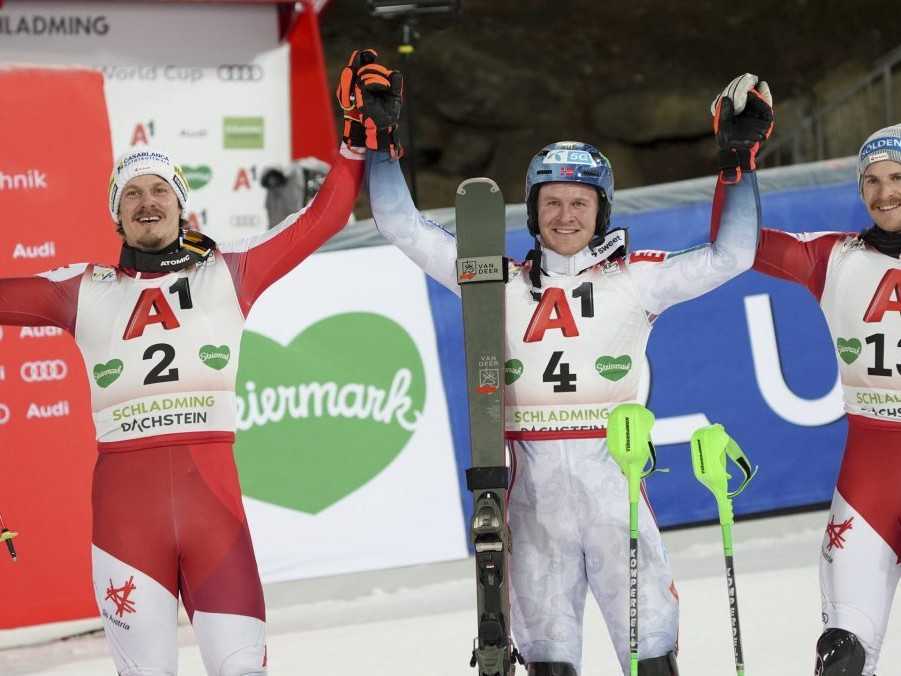 VIDEO: Nočný slalom v Schladmingu ovládol Nór Haugan. Kristoffersen vyzliekol z červeného dresu Noela