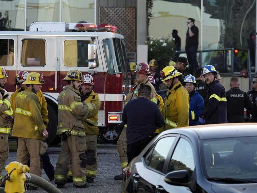 VIDEO: Haváriu malého lietadla v Kalifornii neprežili dvaja ľudia, ďalších 18 sa zranilo