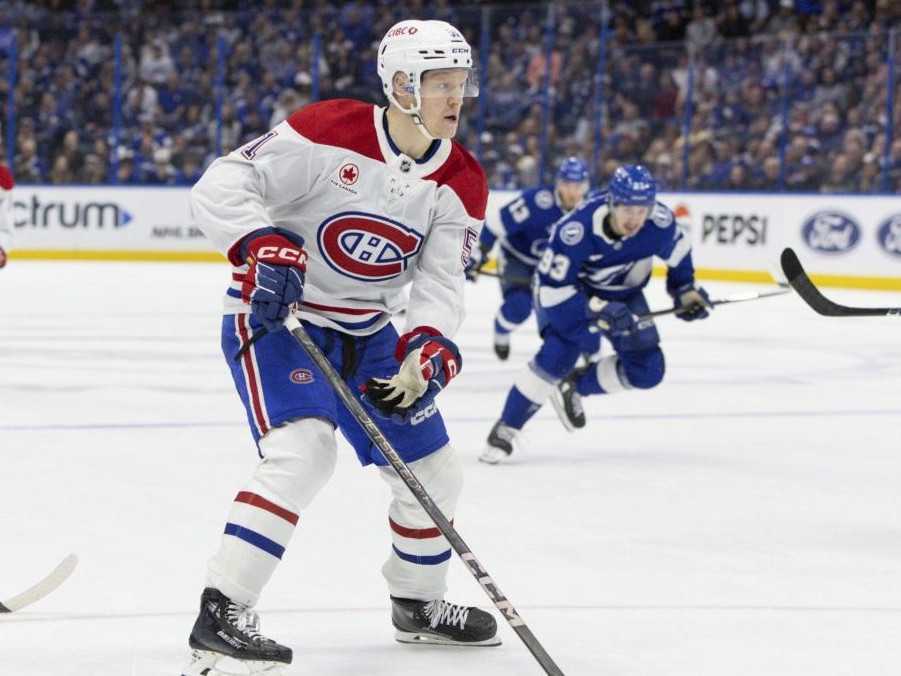 Slafkovského spoluhráč bol účastníkom dopravnej nehody, nezahrá si týždne