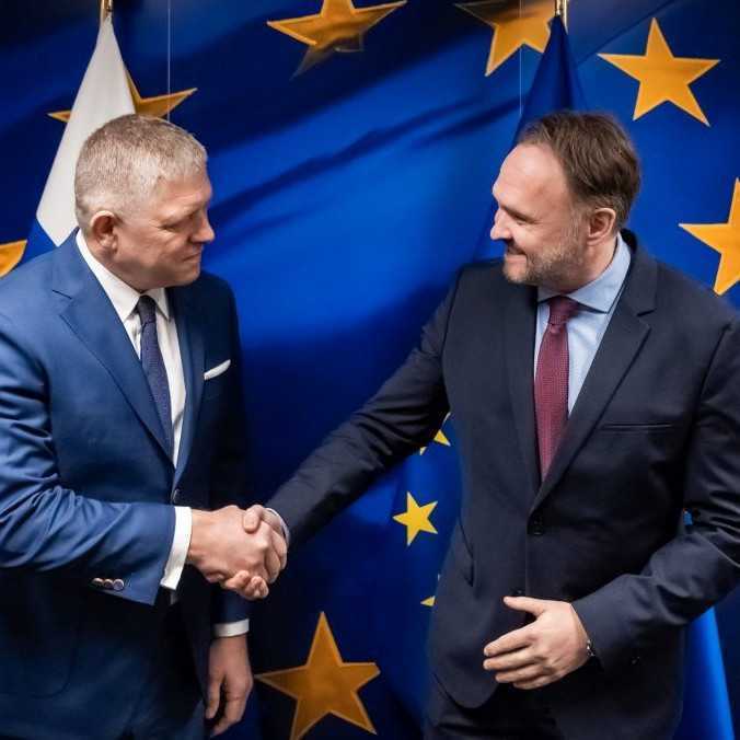 Eurokomisár Dan Jörgensen označil diskusiu o energetickej situácii s Robertom Ficom za dobrú a otvorenú