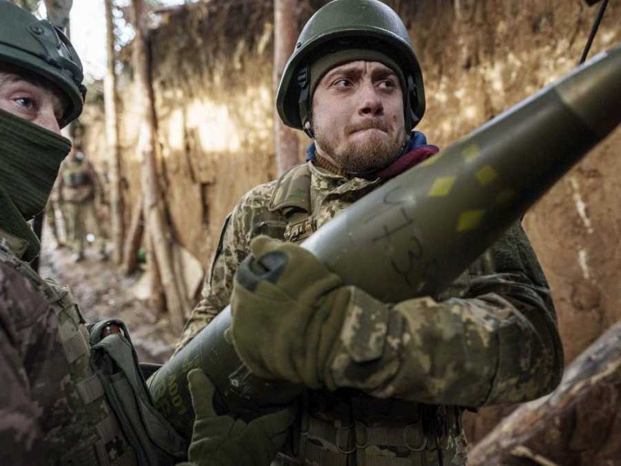 Ukrajinskí vojaci na fronte.