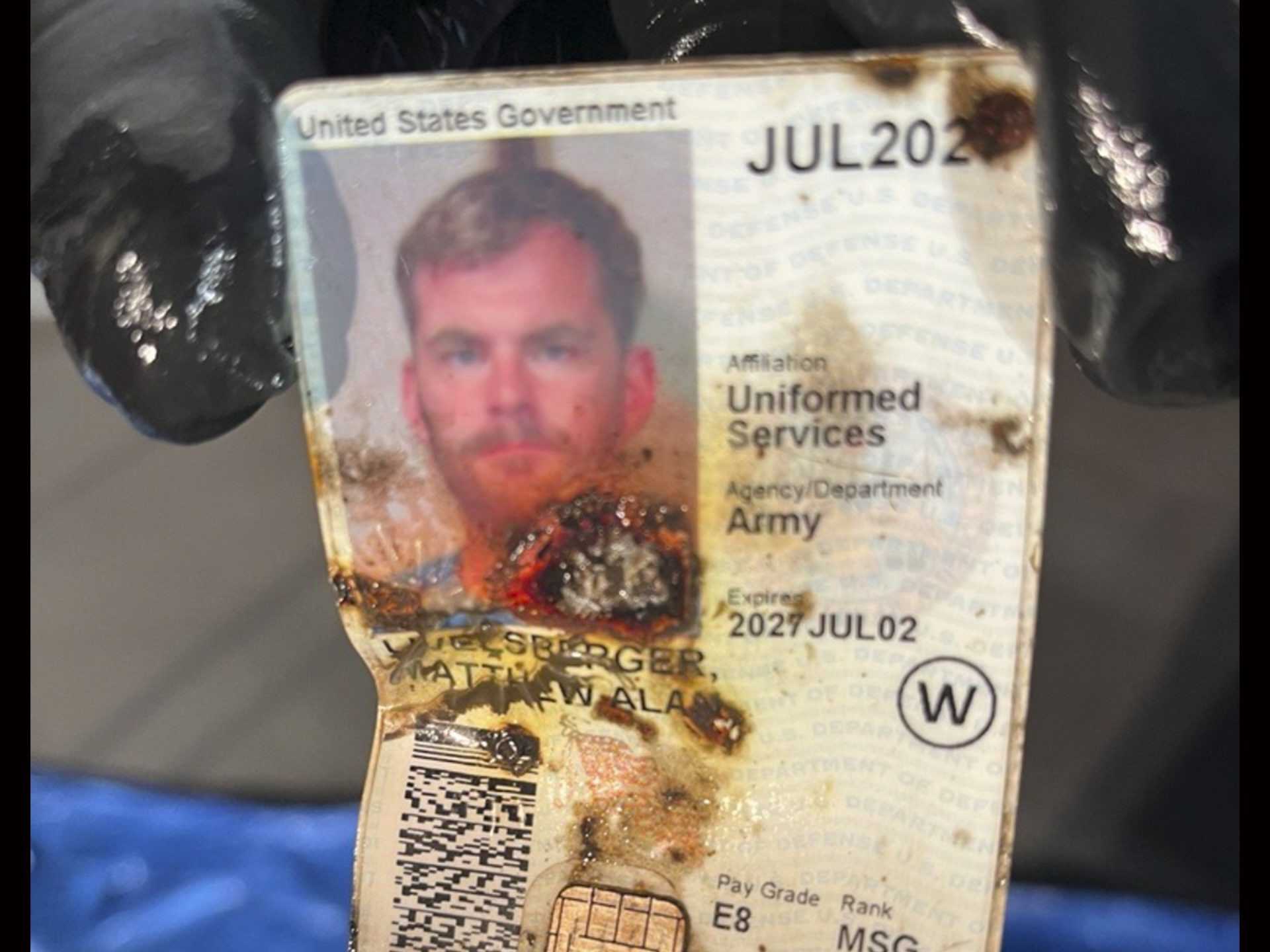 Vojak z vybuchnutého Tesla Cybertrucku v Las Vegas zanechal odkaz.