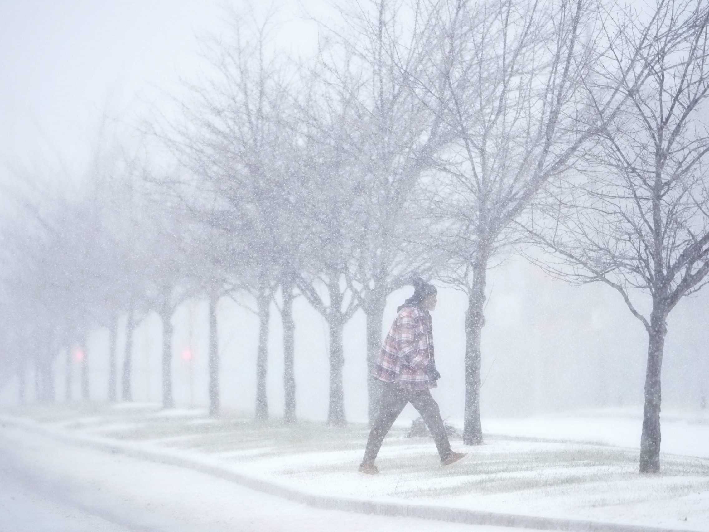 Európu zasiahlo silné sneženie.