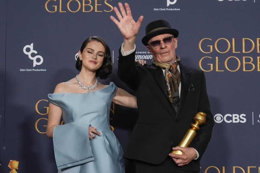 Spoznali sme víťazov 82. ročníka udeľovania Zlatých glóbusov. Ocenenia sa prvýkrát dočkala aj herečka Demi Moore