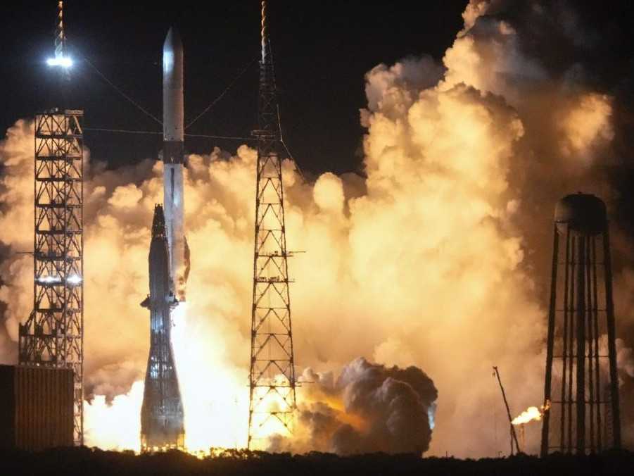 Raketa New Glenn spoločnosti Blue Origin Jeffa Bezosa.