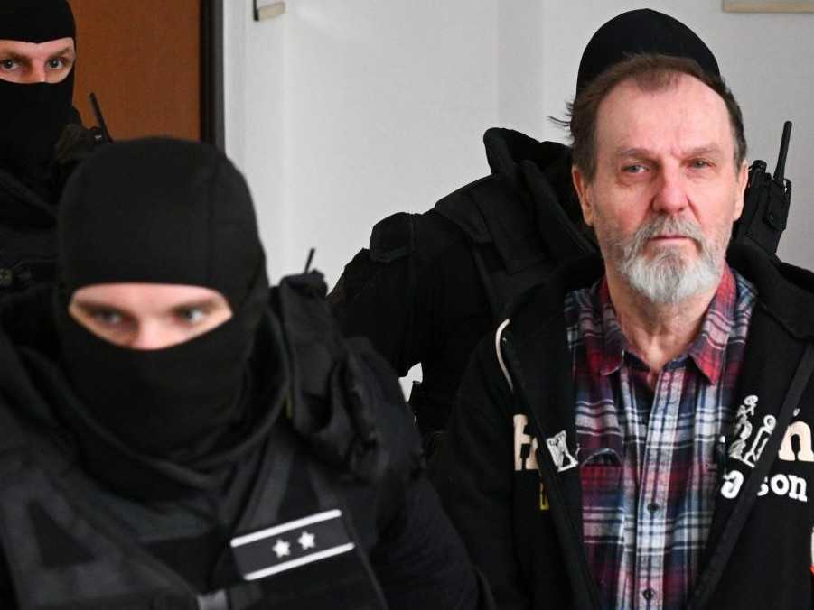 Na snímke obvinený atentátnik Juraj Cintula.