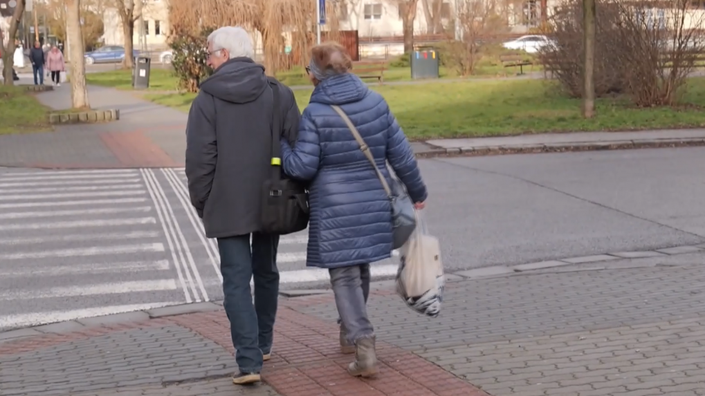 Rodičovský dôchodok zanikol, na predčasnú penziu mnohí nedosiahnu. Pozrite si prehľad zmien v sociálnych dávkach