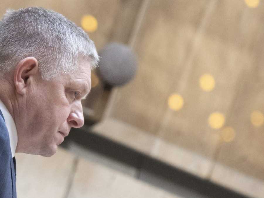 Na snímke Robert Fico.